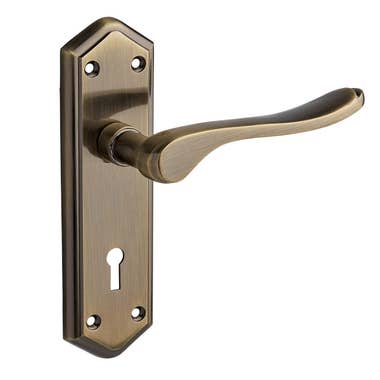 Bewdley Lever Lock Door Handle Antique Brass